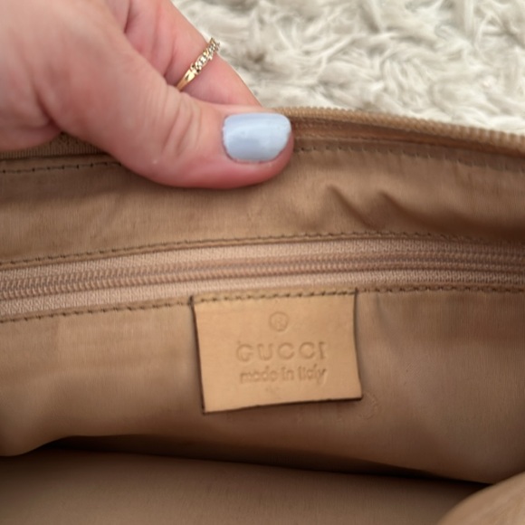 Gucci shoulder bag w bamboo handle - Picture 5 of 5